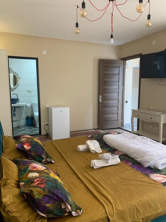 Hotel Mana-Mana Grigoleti Esterno foto